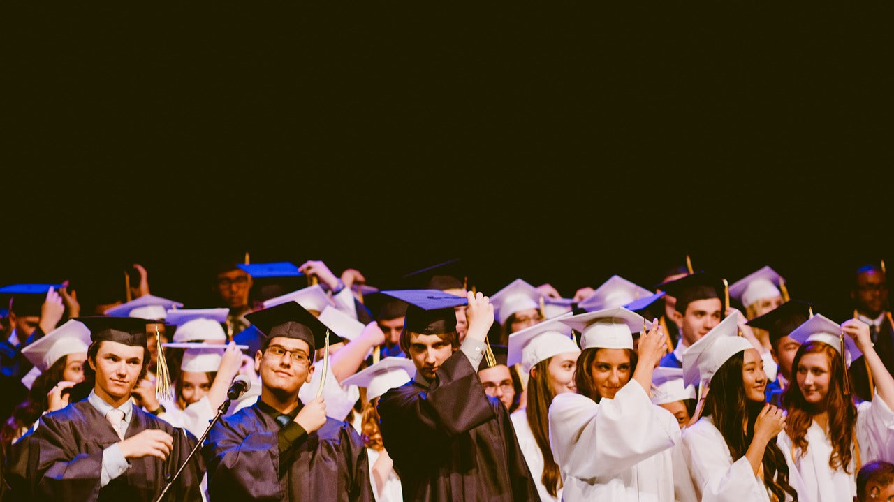 Top Graduation Photo Props For Your Senior Photo Shoot
