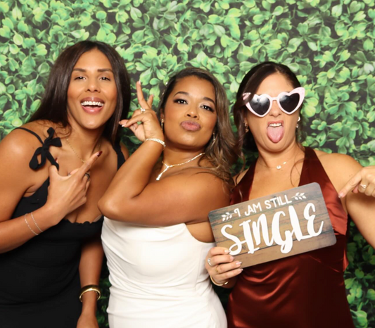 Best Photo Booth Poses Using Props